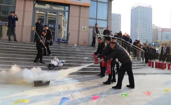 威海產(chǎn)投集團(tuán)開展“全民消防，生命至上” 消防宣傳月活動(dòng)
